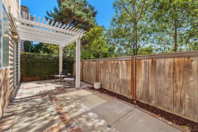 11087 Caminito Arcada, San Diego, CA 92131