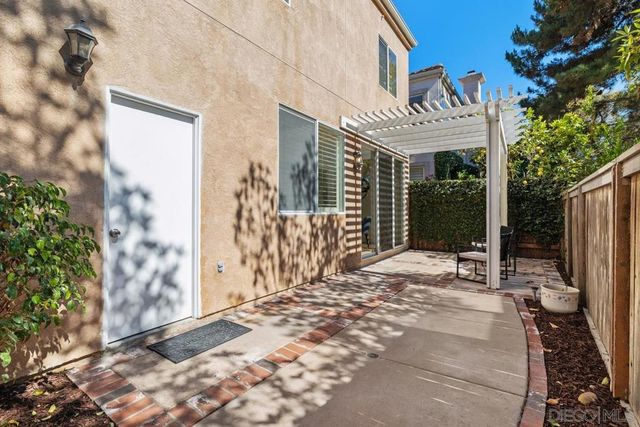 11087 Caminito Arcada, San Diego, CA 92131
