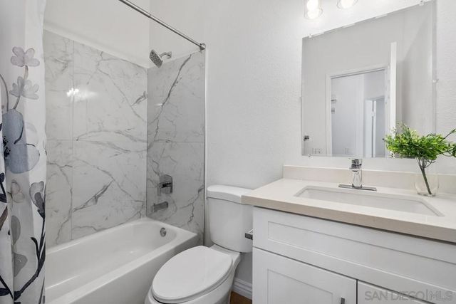 11087 Caminito Arcada, San Diego, CA 92131