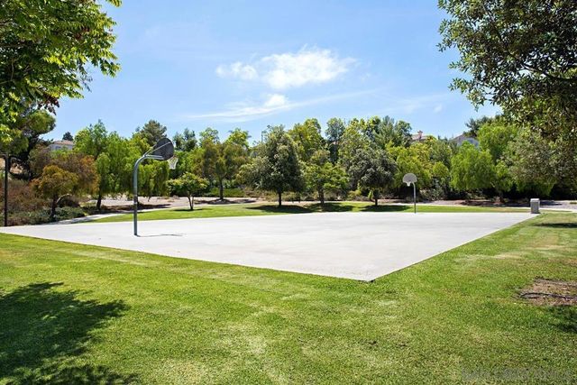11087 Caminito Arcada, San Diego, CA 92131