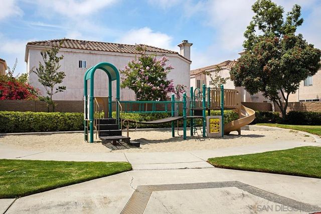 11087 Caminito Arcada, San Diego, CA 92131