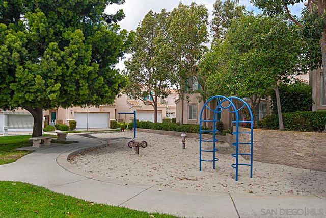 11087 Caminito Arcada, San Diego, CA 92131