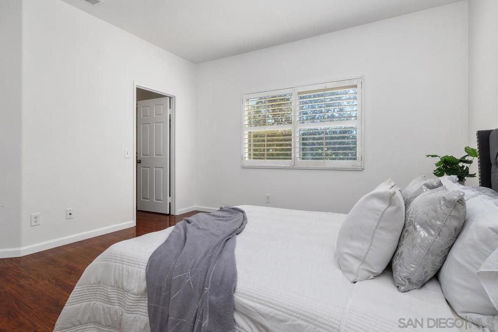 Image 23 of property listing at 11087 Caminito Arcada, San Diego, CA 92131