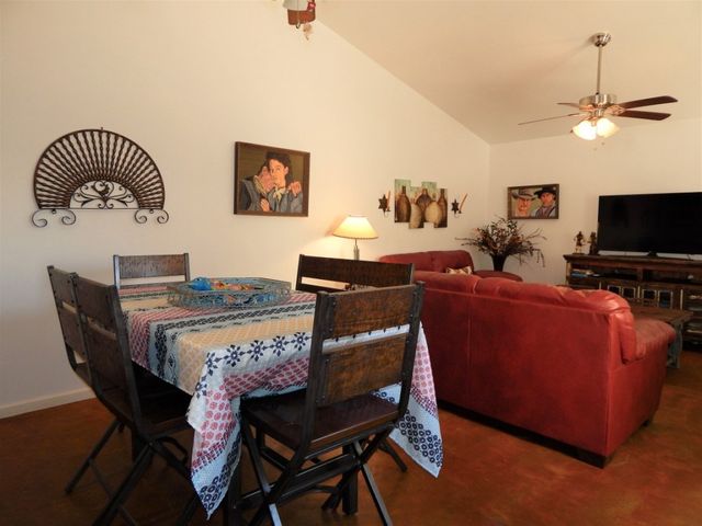 1002 N 10th St, Alpine, TX 79830