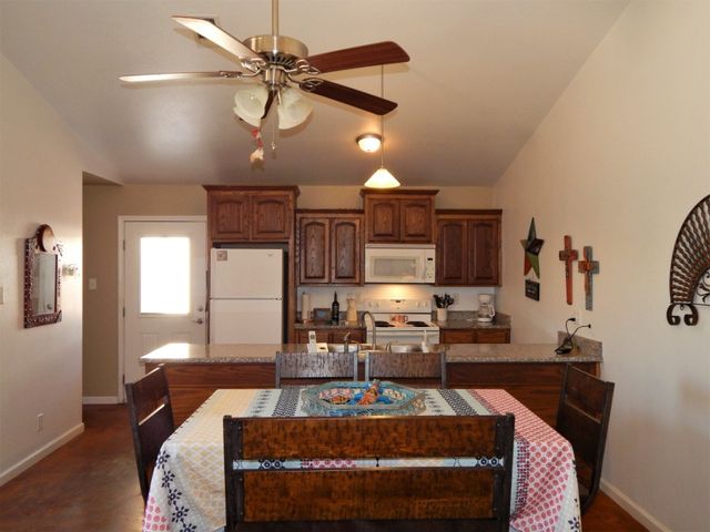 1002 N 10th St, Alpine, TX 79830