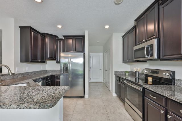 1922 CITRUS LAKE COURT, Ruskin, FL 33570