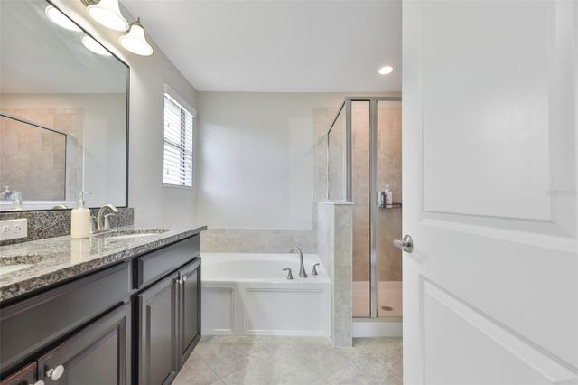 1922 CITRUS LAKE COURT, Ruskin, FL 33570