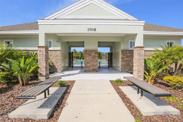 1922 CITRUS LAKE COURT, Ruskin, FL 33570