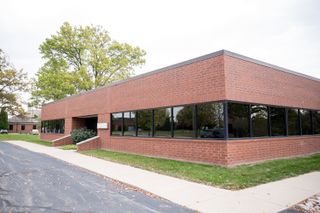 201 Knollwood Drive B, Champaign, IL 61820