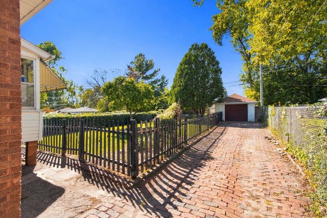 913 Clement Street, Joliet, IL 60435
