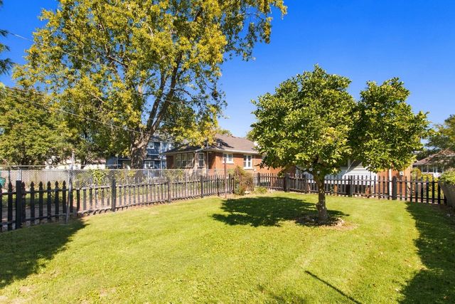 913 Clement Street, Joliet, IL 60435