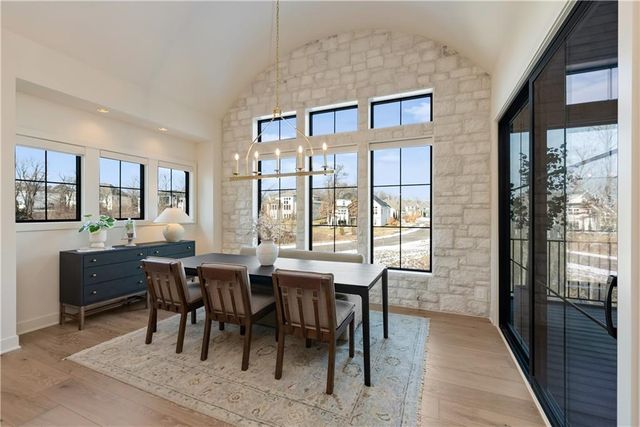 21396 W 93rd Court, Lenexa, KS 66220