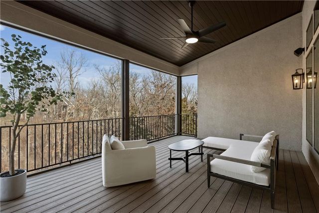 21396 W 93rd Court, Lenexa, KS 66220