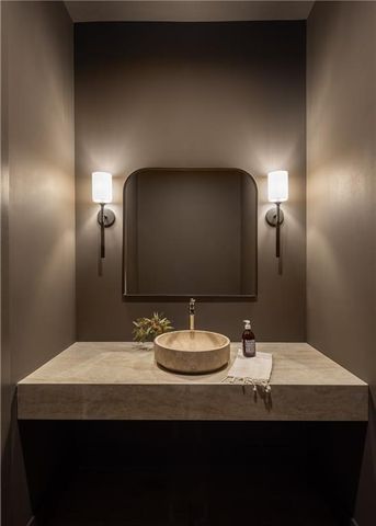 21396 W 93rd Court, Lenexa, KS 66220