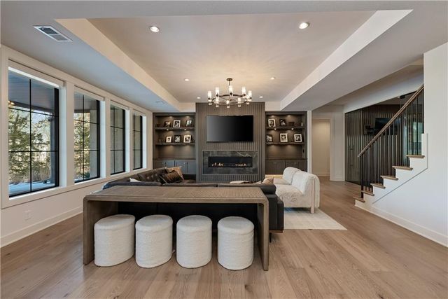 21396 W 93rd Court, Lenexa, KS 66220