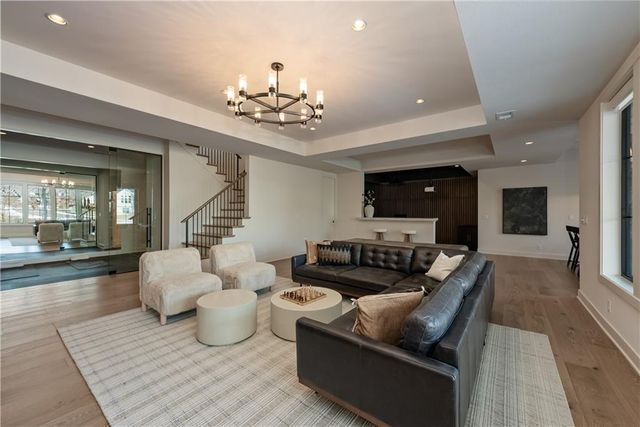 21396 W 93rd Court, Lenexa, KS 66220