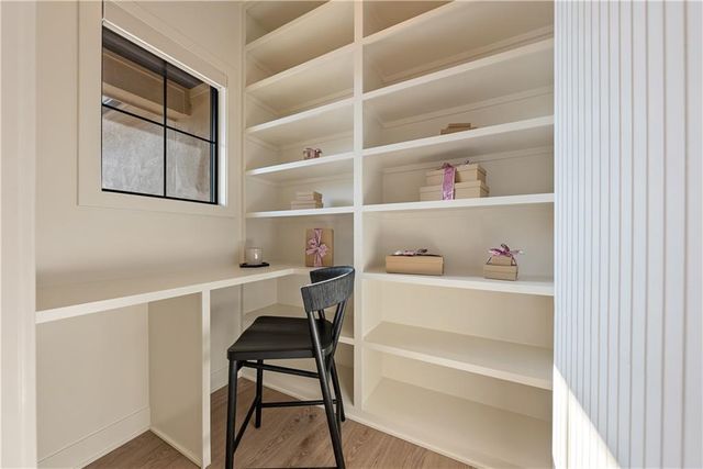 21396 W 93rd Court, Lenexa, KS 66220