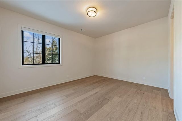 21396 W 93rd Court, Lenexa, KS 66220