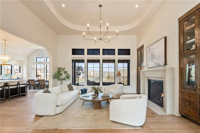 21396 W 93rd Court, Lenexa, KS 66220