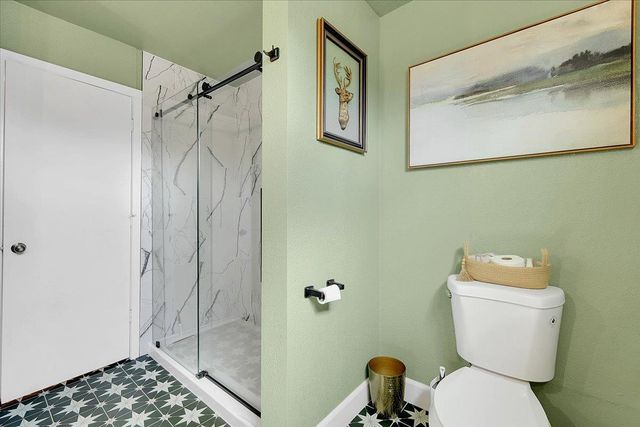 18198 Hummingbird Dr, Penn Valley, CA 95946