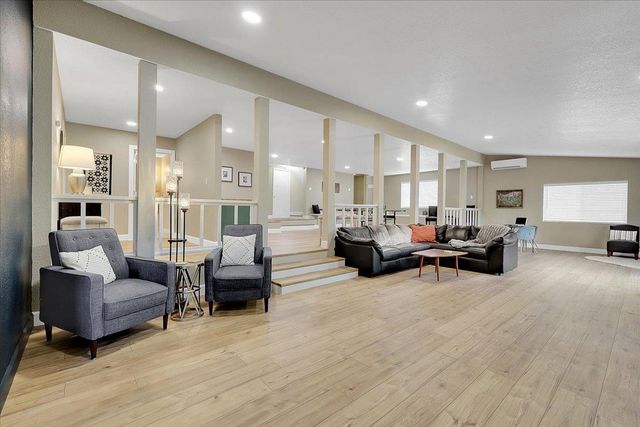 18198 Hummingbird Dr, Penn Valley, CA 95946