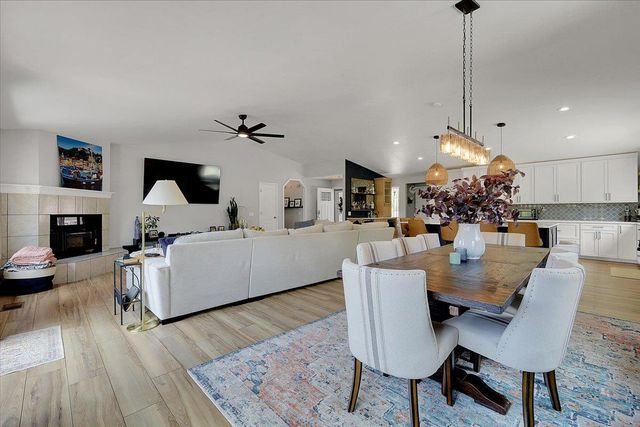 18198 Hummingbird Dr, Penn Valley, CA 95946