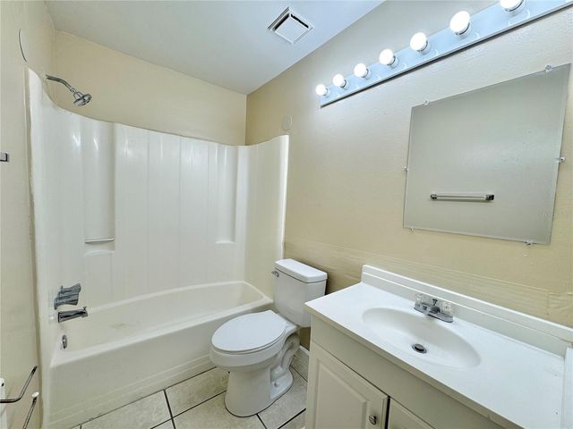 817 WHISPER LAKE COURT, Winter Haven, FL 33880