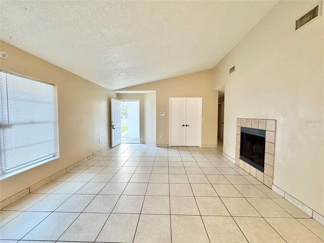 817 WHISPER LAKE COURT, Winter Haven, FL 33880