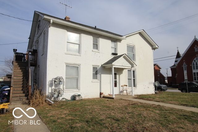 36 S Jefferson Street, Knightstown, IN 46148
