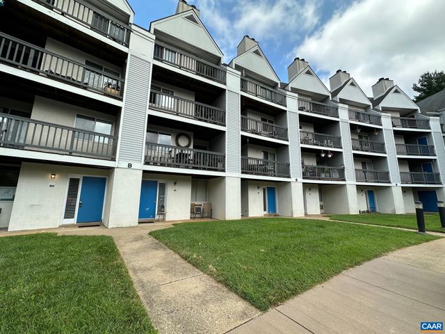 1243 CEDARS CT B5, Charlottesville, VA 22901