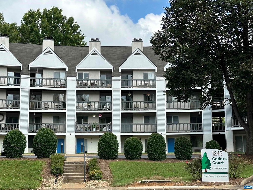 1243 CEDARS CT B5, Charlottesville, VA 22901