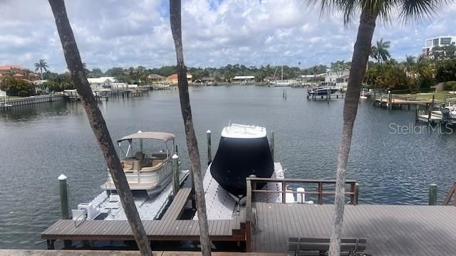 3717 46TH AVENUE S 11, St Petersburg, FL 33711