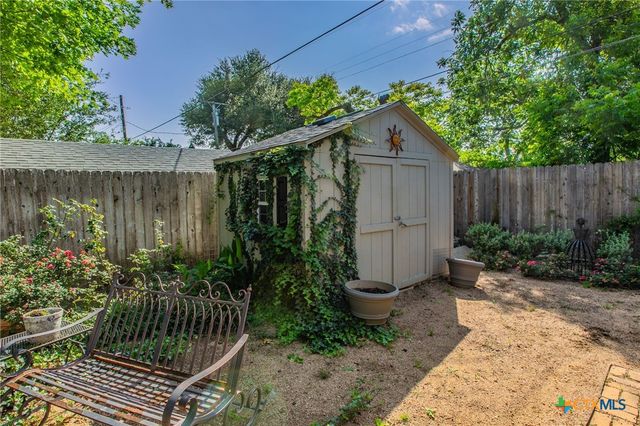 1120 N 13th Street, Temple, TX 76501