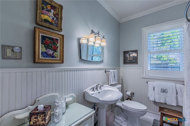 1120 N 13th Street, Temple, TX 76501