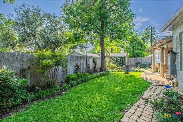 1120 N 13th Street, Temple, TX 76501