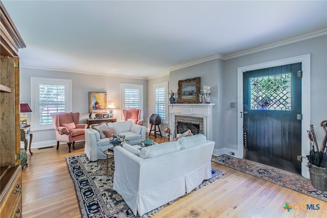 1120 N 13th Street, Temple, TX 76501