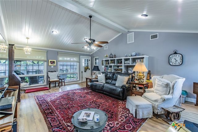 1120 N 13th Street, Temple, TX 76501