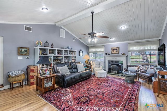 1120 N 13th Street, Temple, TX 76501
