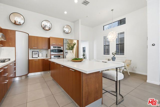 12912 Discovery, Los Angeles, CA 90094