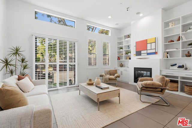 12912 Discovery, Los Angeles, CA 90094