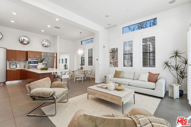 12912 Discovery, Los Angeles, CA 90094