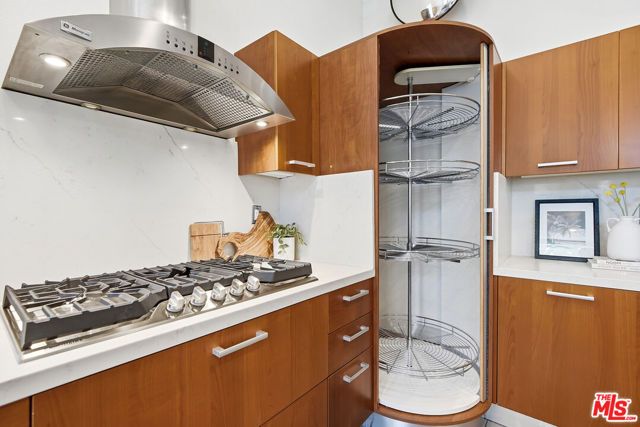 12912 Discovery, Los Angeles, CA 90094