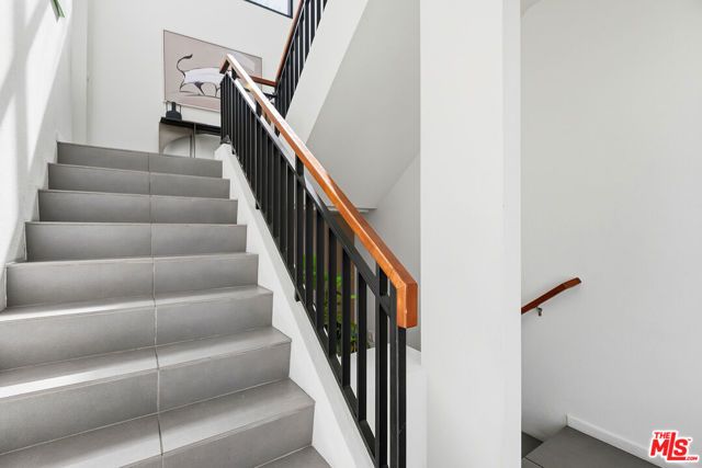 12912 Discovery, Los Angeles, CA 90094