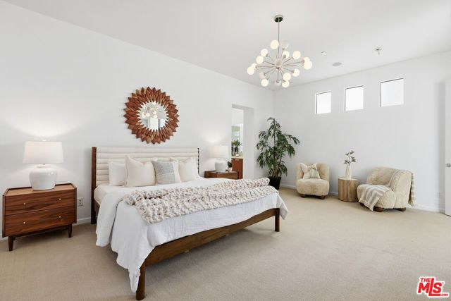 12912 Discovery, Los Angeles, CA 90094