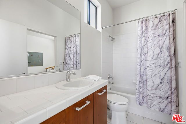 12912 Discovery, Los Angeles, CA 90094