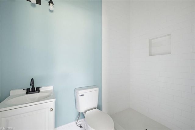 1009 N Scales Street, Reidsville, NC 27320