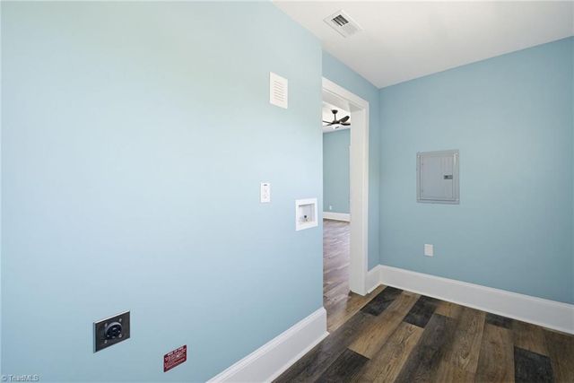 1009 N Scales Street, Reidsville, NC 27320