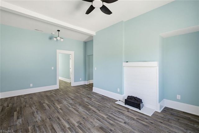 1009 N Scales Street, Reidsville, NC 27320