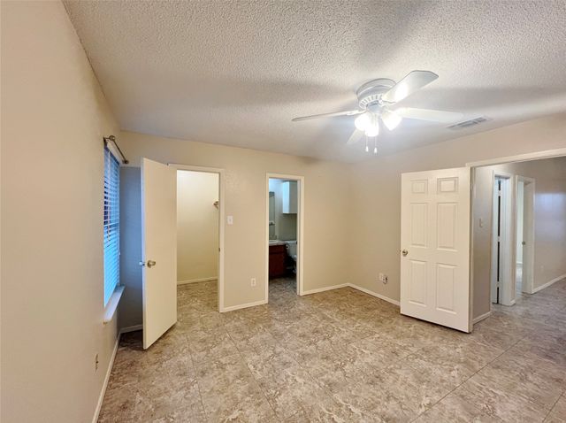 1108 Curtis Drive, Weatherford, TX 76086