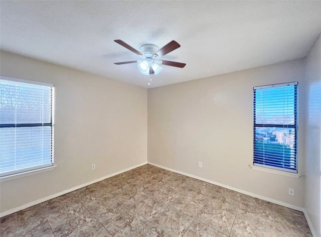 1108 Curtis Drive, Weatherford, TX 76086